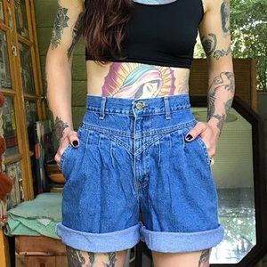 Vintage darted high rise jean shorts
